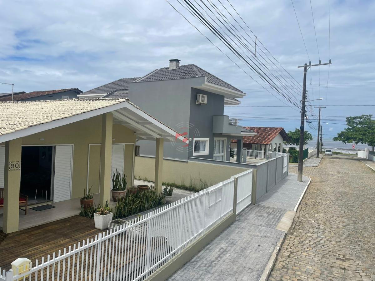 Casa  venda  no Itaguau - So Francisco do Sul, SC. Imveis